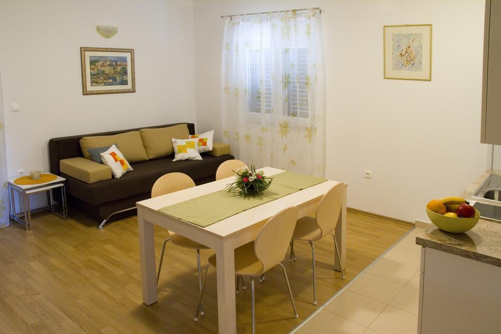 Apartments Stipe Plazibat Hvar Town Pokoj fotografie
